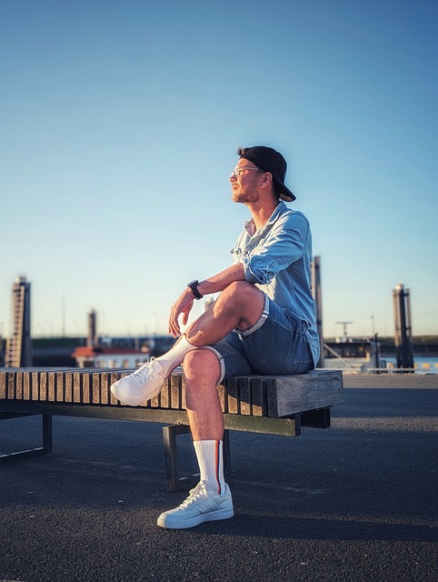 姆巴佩西甲第15轮狂轰3球，助皇马3-0胜毕巴，状态惊人，成为当世足坛第一人。