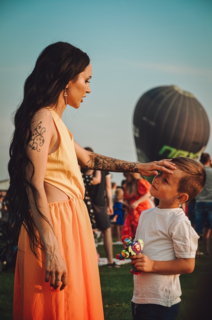 米堡官方：允许主帅爱德华兹与狼队谈判，已与后者达成协议条款